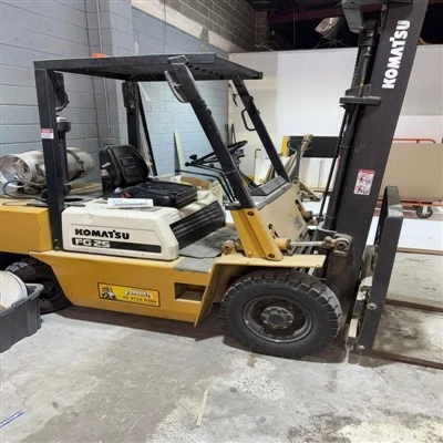 Komatsu FG25T Forklift